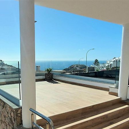פוארטו ריקו Villa Playa Amadores - Luxury Villa With Heated Pool מראה חיצוני תמונה